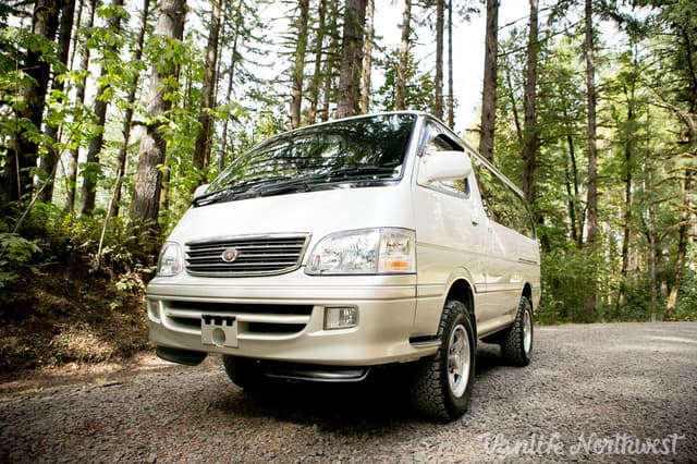 2000 Toyota HiAce JDM car for sale — photo 6 of 25