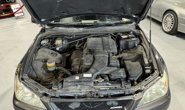 1998 Toyota Altezza JDM car for sale — photo 14 of 25