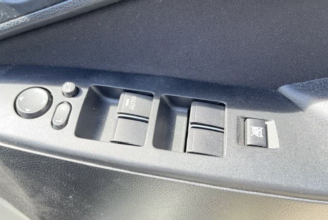 2011 Mazda Axela JDM car for sale — photo 19 of 25