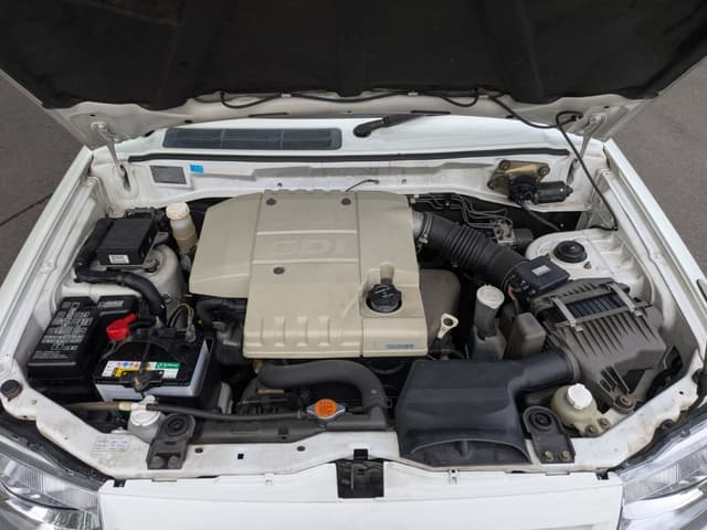 1999 Mitsubishi Pajero JDM car for sale — photo 14 of 18