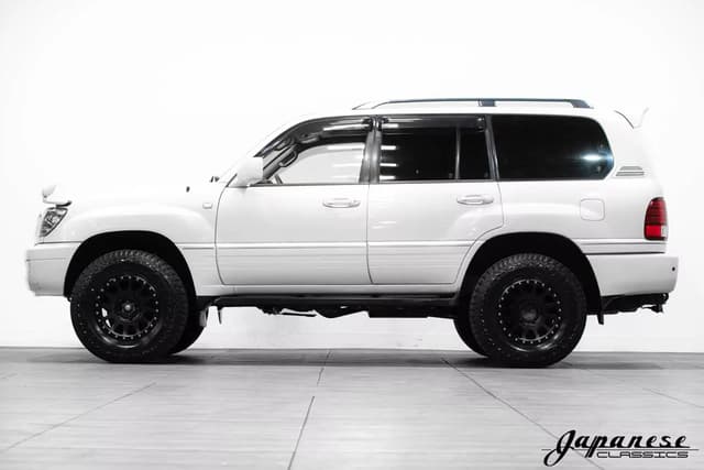 2000 Toyota Land Cruiser JDM car for sale — photo 4 of 25