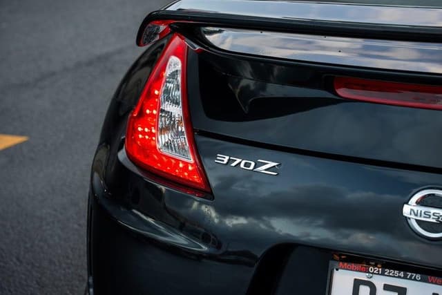 2009 Nissan Fairlady Z JDM car for sale — photo 4 of 17