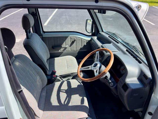 1999 Subaru Sambar Dias Classic JDM car for sale — photo 17 of 25