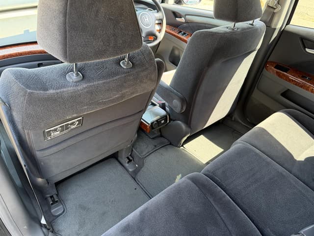 2008 Honda Odyssey JDM car for sale — photo 14 of 20