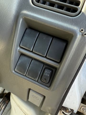 1999 Suzuki Carry JDM car for sale — photo 7 of 10