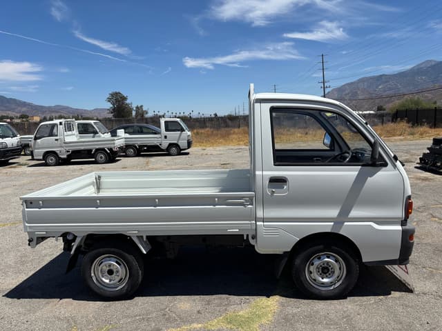 1994 Mitsubishi Minicab JDM car for sale — photo 8 of 10