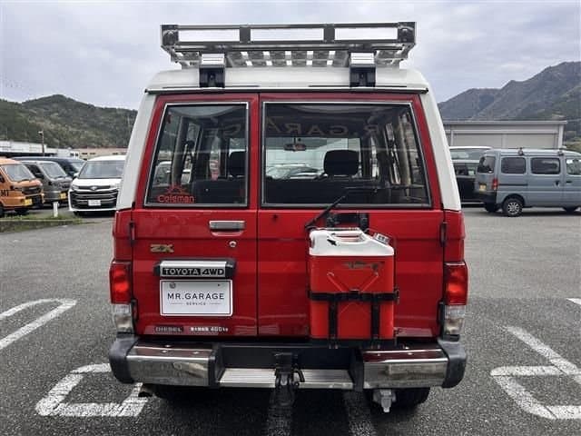 1992 Toyota Land Cruiser JDM car for sale — photo 19 of 21
