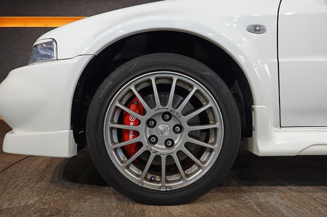 1999 Mitsubishi Lancer Evolution JDM car for sale — photo 12 of 25