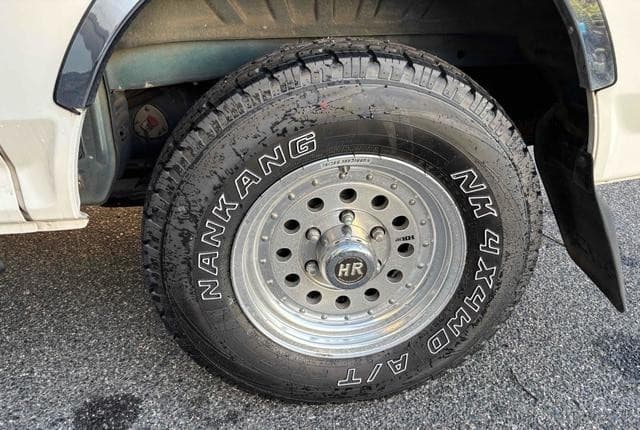 1988 Mitsubishi Delica JDM car for sale — photo 7 of 22