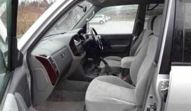 1999 Mitsubishi Pajero JDM car for sale — photo 9 of 11