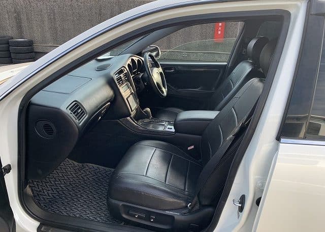 1998 Toyota Aristo JDM car for sale — photo 13 of 25