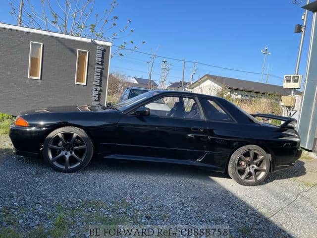 1992 Nissan Skyline JDM car for sale — photo 7 of 20