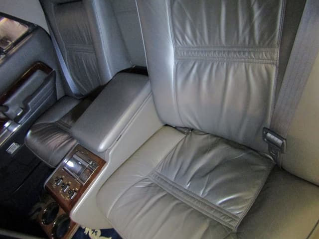 1991 Toyota Century JDM car for sale — photo 16 of 25