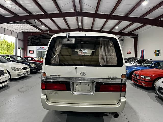2000 Toyota HiAce JDM car for sale — photo 5 of 14