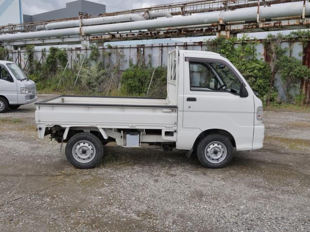 2000 Daihatsu Hijet JDM car for sale — photo 4 of 25