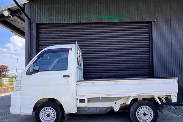 2006 Daihatsu Hijet JDM car for sale — photo 7 of 25