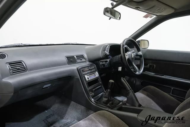 1991 Nissan Skyline JDM car for sale — photo 9 of 25