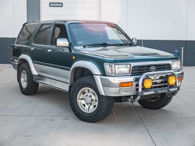 1995 Toyota Hilux Surf JDM car for sale — photo 9 of 24