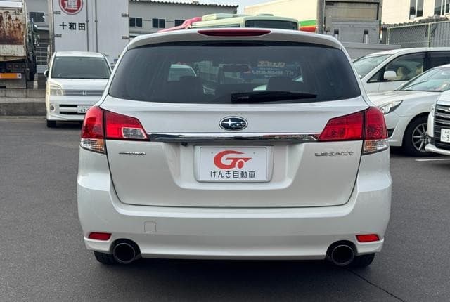 2011 Subaru Legacy JDM car for sale — photo 4 of 25