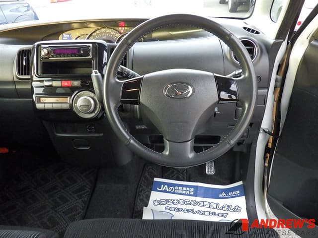2011 Daihatsu JDM car for sale — photo 3 of 5