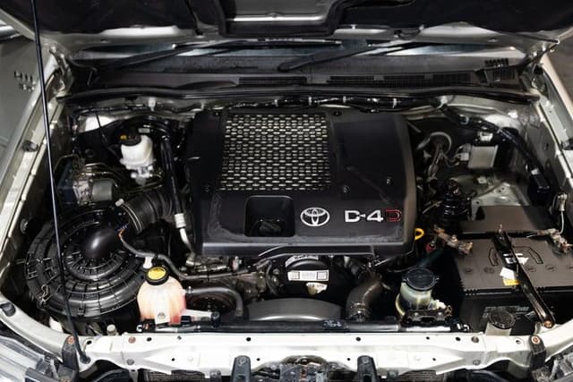 2012 Toyota Hilux JDM car for sale — photo 13 of 13