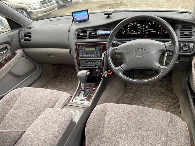 1998 Toyota Mark II JDM car for sale — photo 3 of 20