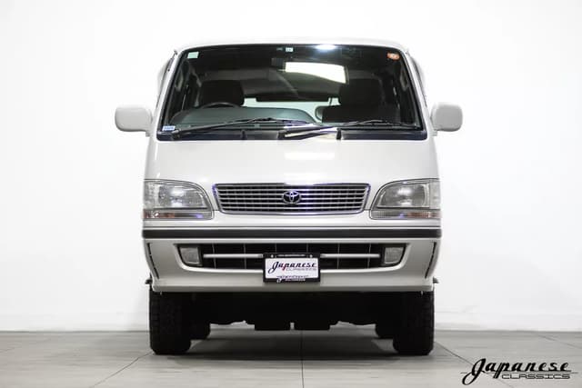 1997 Toyota HiAce JDM car for sale — photo 2 of 25