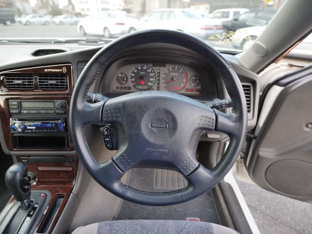 1999 Nissan Stagea JDM car for sale — photo 13 of 19