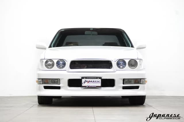 1996 Nissan Gloria JDM car for sale — photo 2 of 25