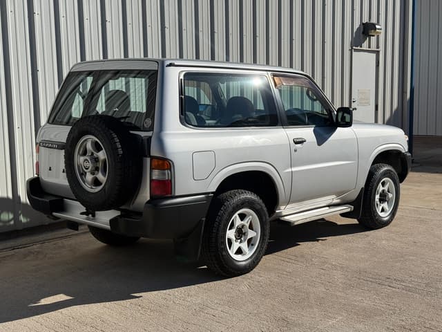 1999 Nissan Safari JDM car for sale — photo 3 of 21
