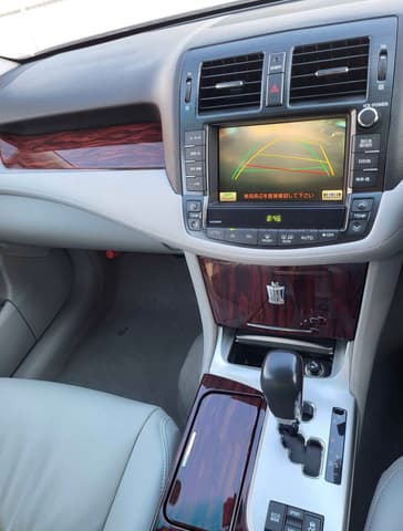 2010 Toyota Crown JDM car for sale — photo 10 of 13