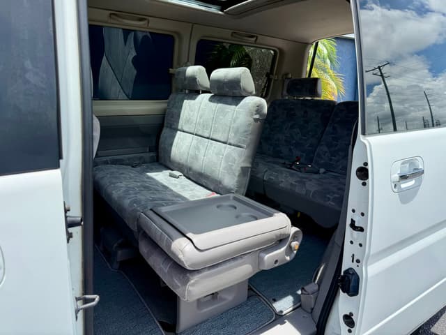 1999 Honda Stepwagon JDM car for sale — photo 16 of 19