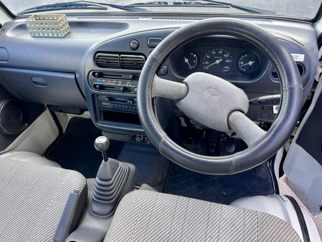 1998 Daihatsu Hijet JDM car for sale — photo 18 of 18