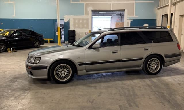 1997 Nissan Stagea JDM car for sale — photo 18 of 25