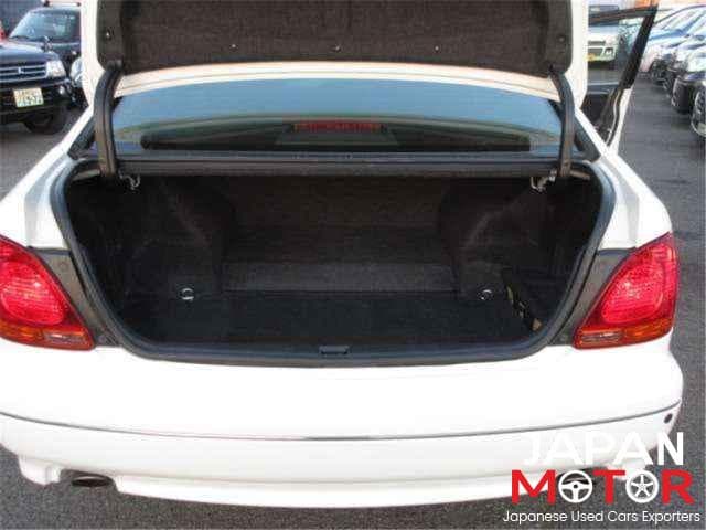 2001 Toyota Aristo JDM car for sale — photo 16 of 17