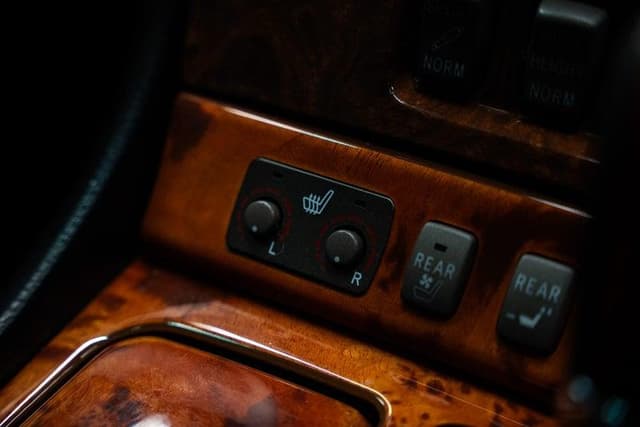 2003 Toyota Celsior JDM car for sale — photo 6 of 14