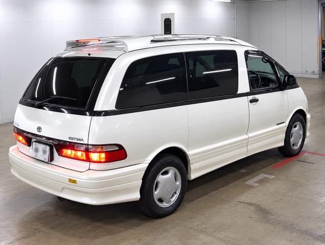 1999 Toyota Estima JDM car for sale — photo 4 of 5
