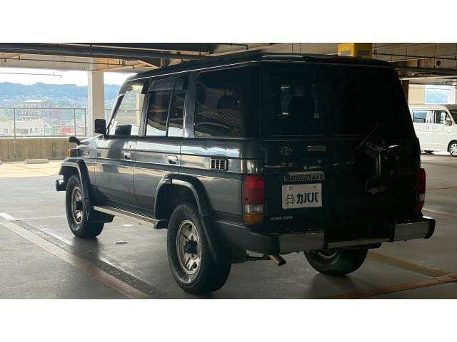 1995 Toyota Land Cruiser JDM car for sale — photo 16 of 20
