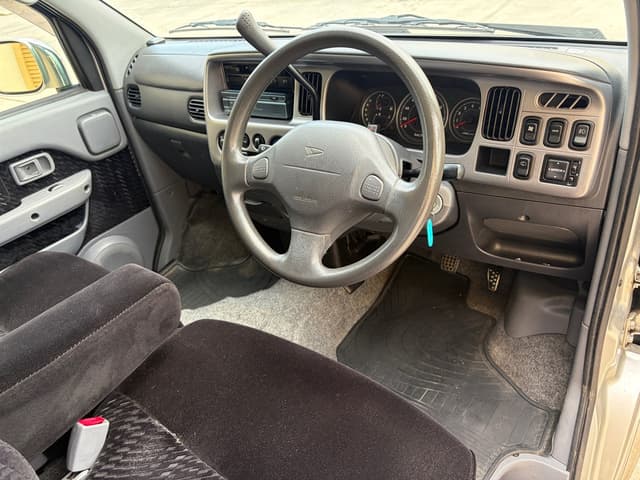 2001 Daihatsu Atrai JDM car for sale — photo 11 of 21
