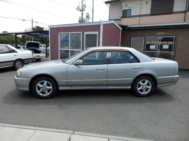 1998 Nissan Skyline JDM car for sale — photo 7 of 25