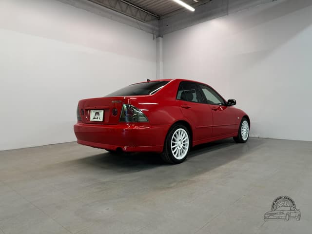 1999 Toyota Altezza JDM car for sale — photo 11 of 25