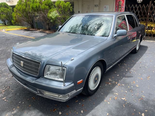 1997 Toyota Century JDM car for sale — photo 3 of 21
