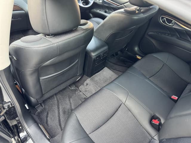 2010 Nissan Fuga JDM car for sale — photo 14 of 20