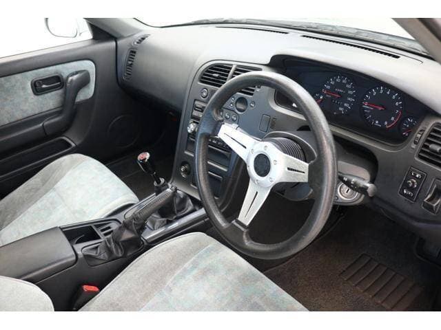 1995 Nissan Skyline JDM car for sale — photo 3 of 18