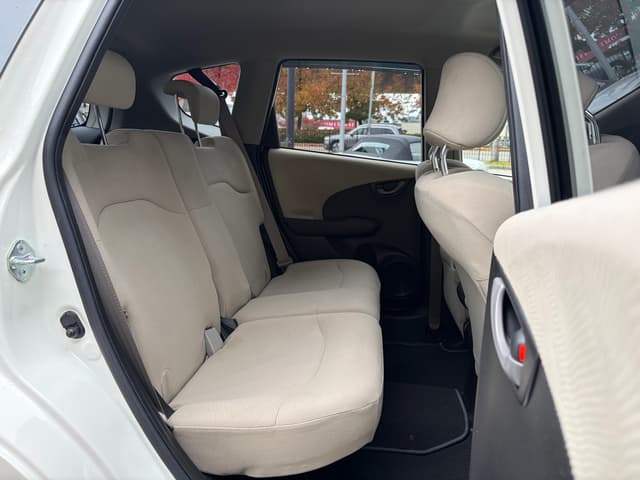 2009 Honda Fit JDM car for sale — photo 11 of 16