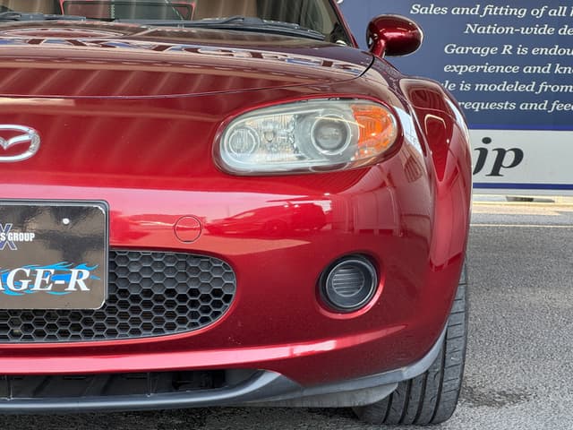 2005 Mazda Roadster (Eunos Roadster / MX-5) JDM car for sale — photo 16 of 25