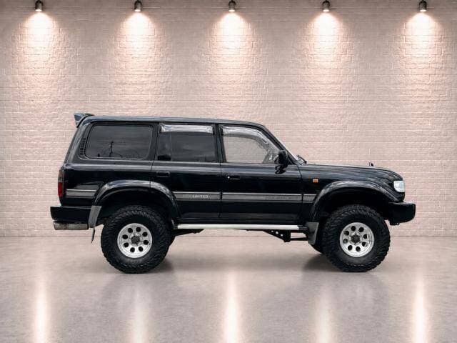 1995 Toyota Land Cruiser JDM car for sale — photo 2 of 9