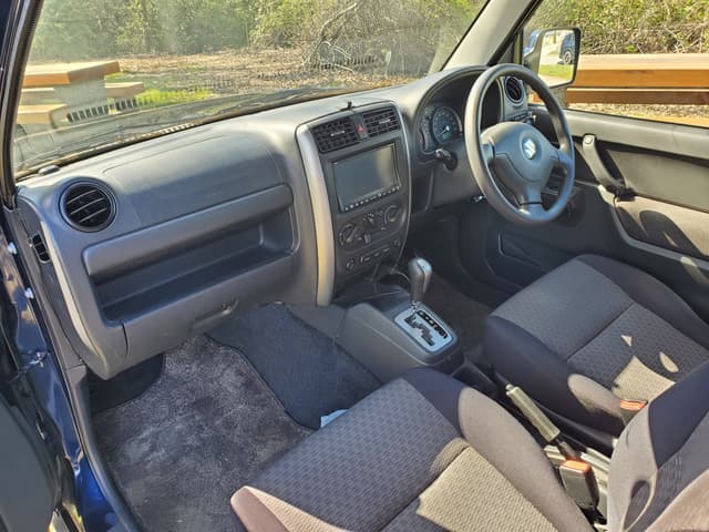 2008 Suzuki Jimny JDM car for sale — photo 14 of 23
