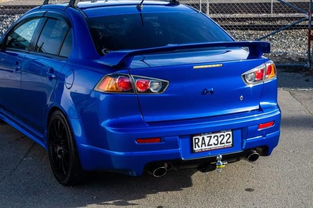 2008 Mitsubishi Galant JDM car for sale — photo 8 of 20