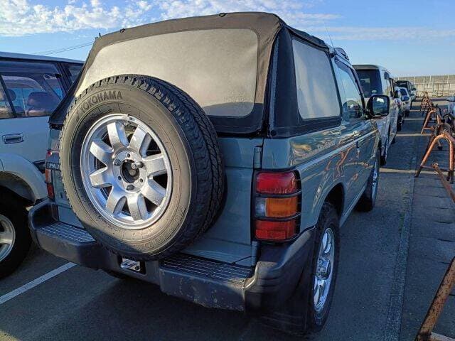 1992 Mitsubishi Pajero JDM car for sale — photo 2 of 8